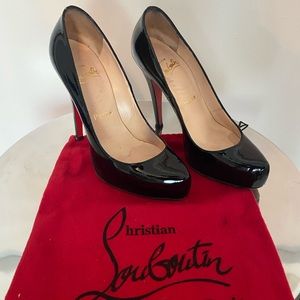 Christian louboutin black pump